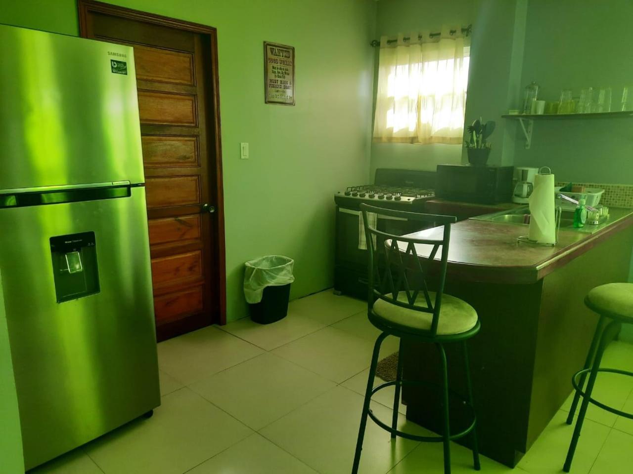 Db Tower Vacation Rental Cidade de Belize Exterior foto