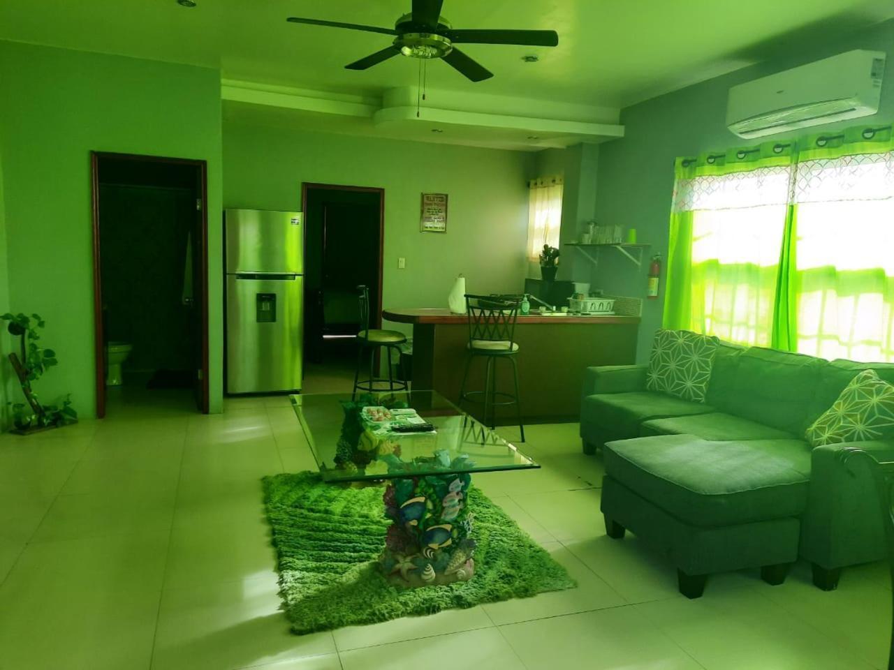 Db Tower Vacation Rental Cidade de Belize Exterior foto