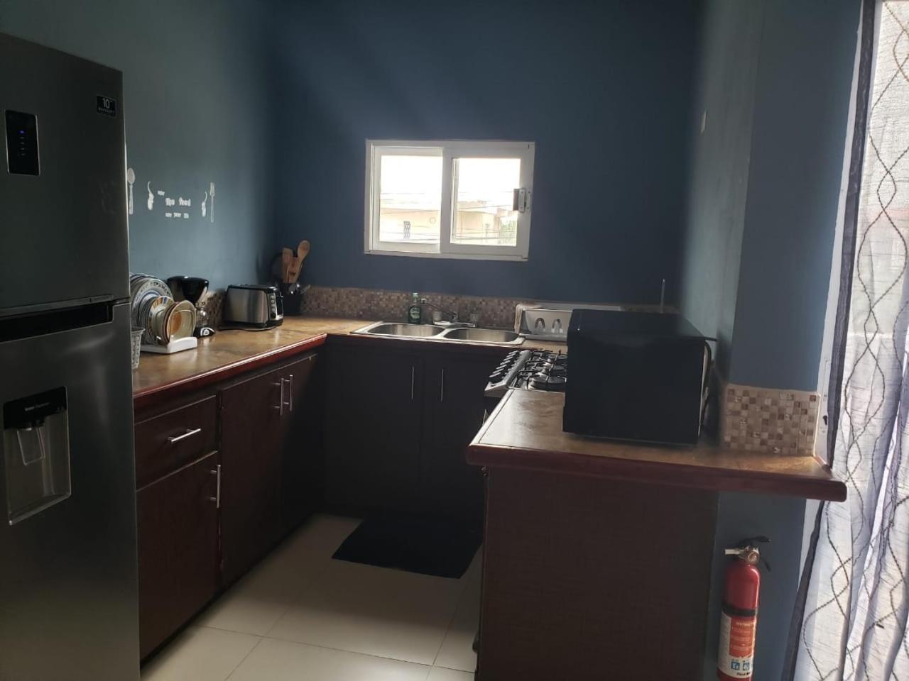 Db Tower Vacation Rental Cidade de Belize Exterior foto