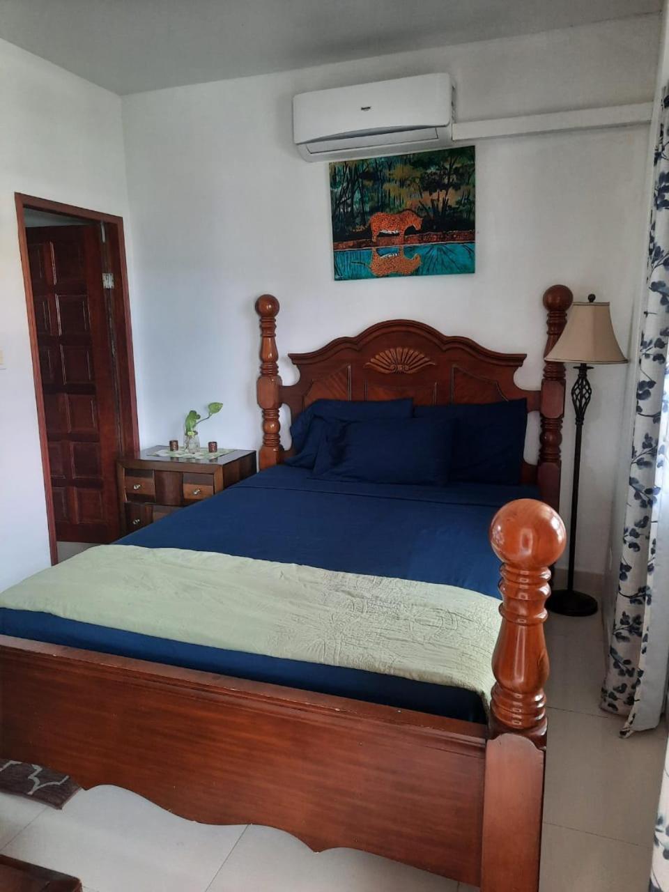 Db Tower Vacation Rental Cidade de Belize Exterior foto